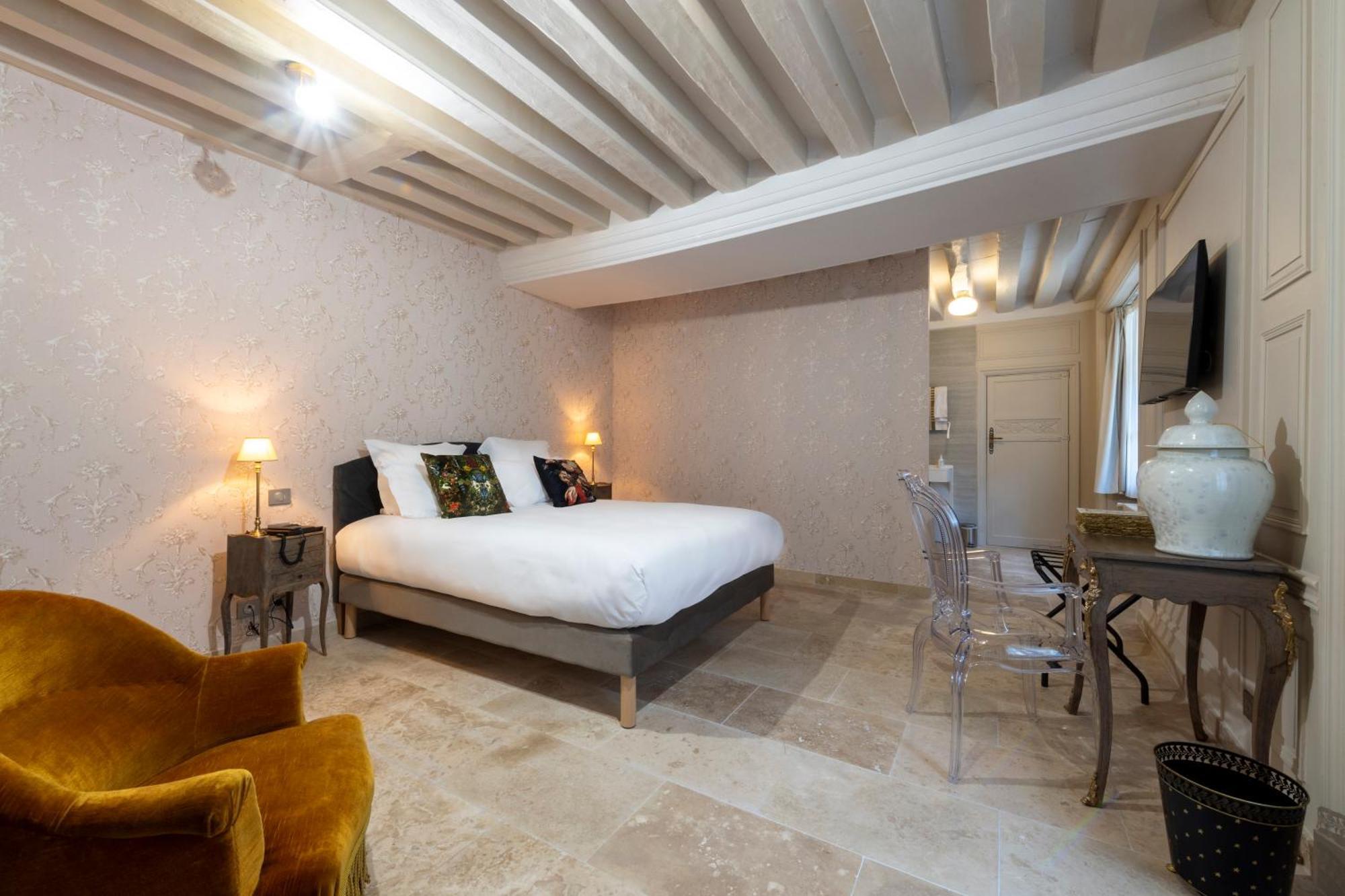 Hotel De La Poste أفالو المظهر الخارجي الصورة